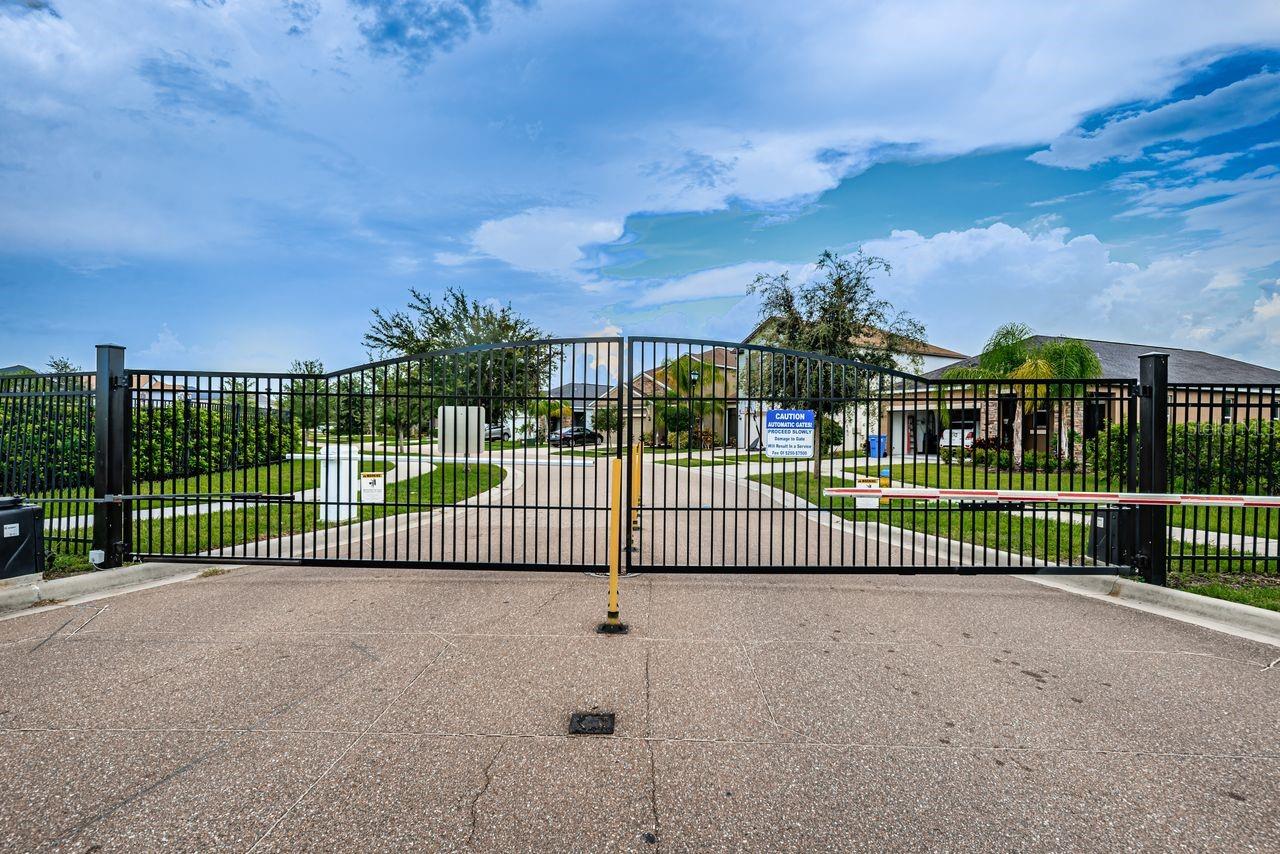 1921 HAWKS VIEW DR — photo 44
