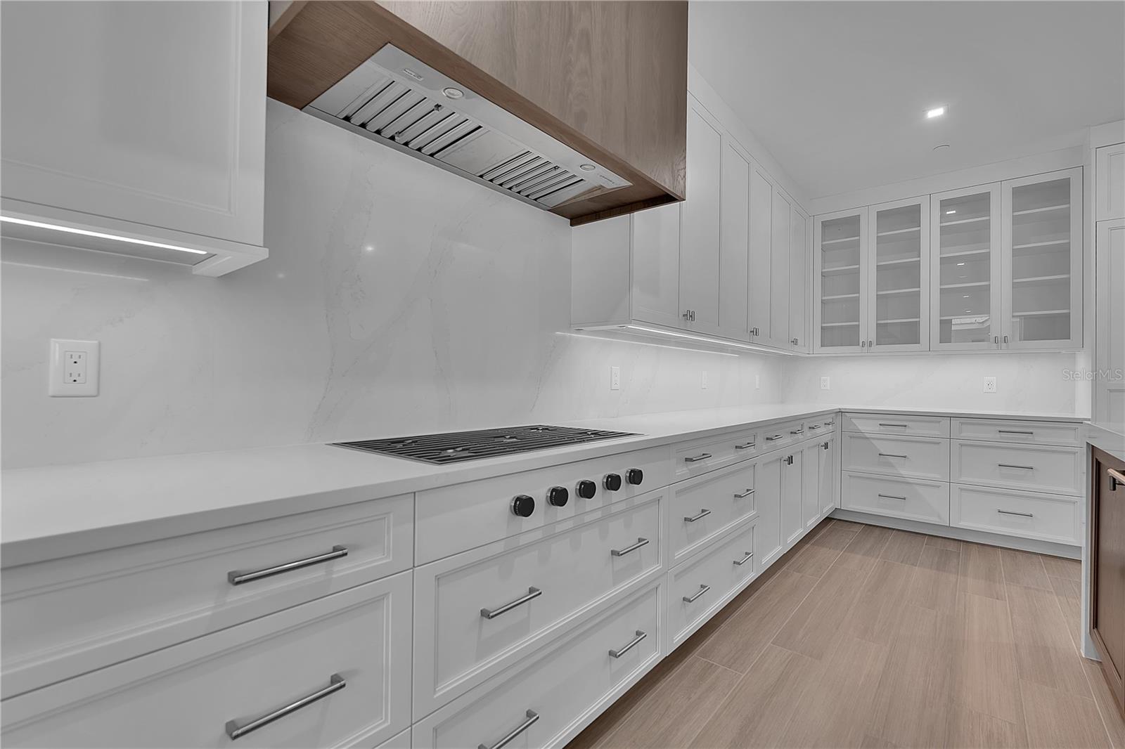 70 AVENIDA VENECCIA #304 — photo 6