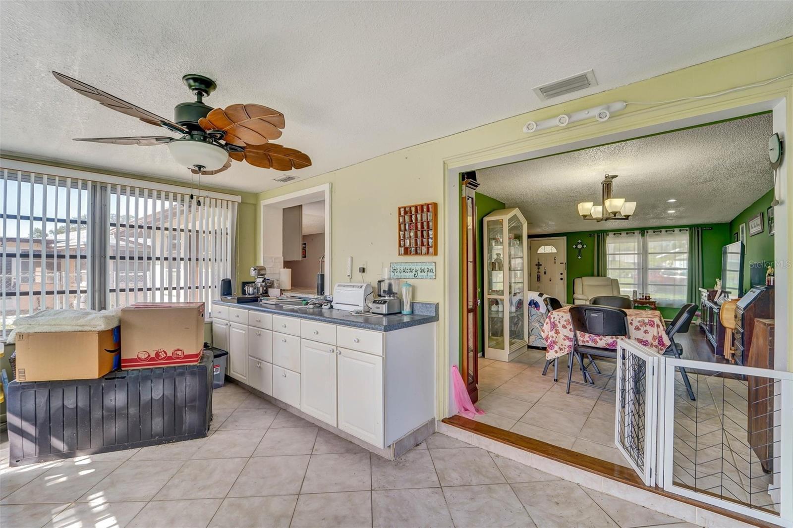10800 LOS SANTOS DR — photo 14