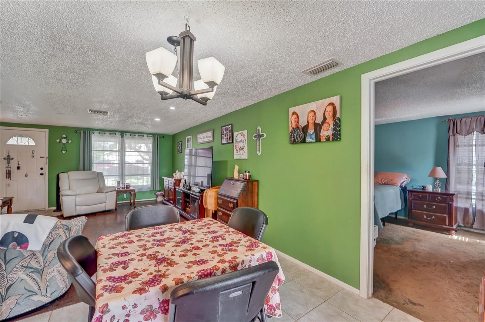 10800 LOS SANTOS DR — photo 12