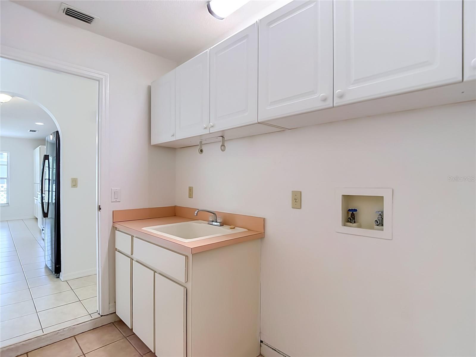13827 WOODWARD DR — photo 52