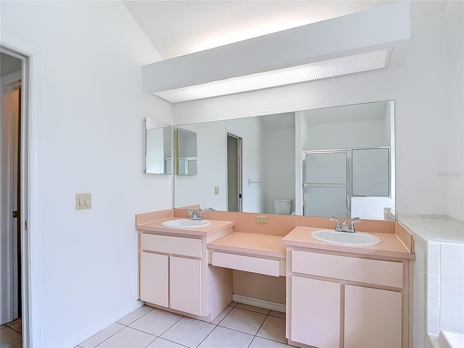 13827 WOODWARD DR — photo 49