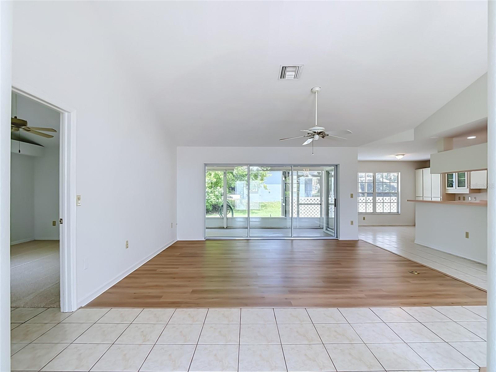 13827 WOODWARD DR — photo 5