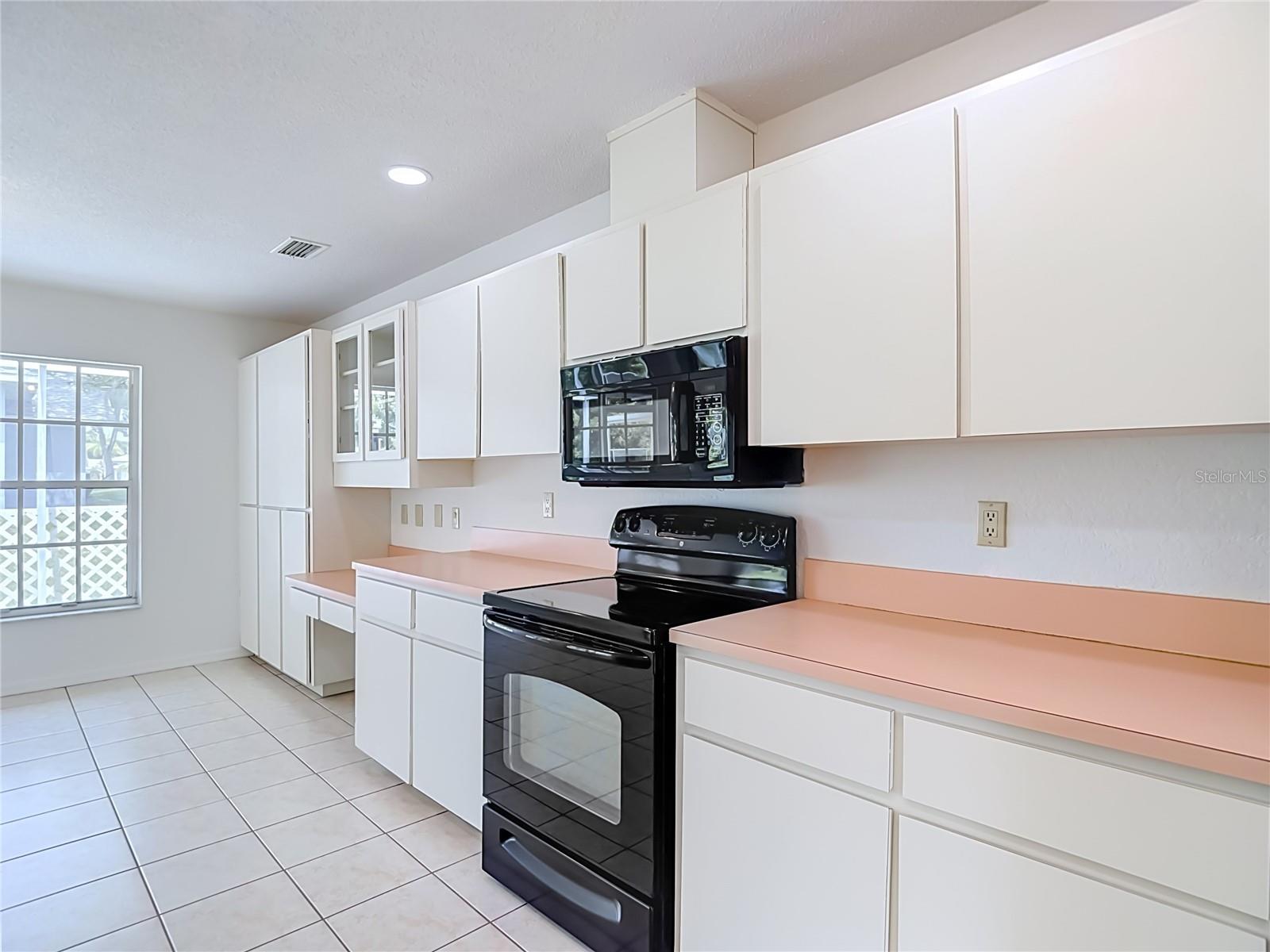 13827 WOODWARD DR — photo 12