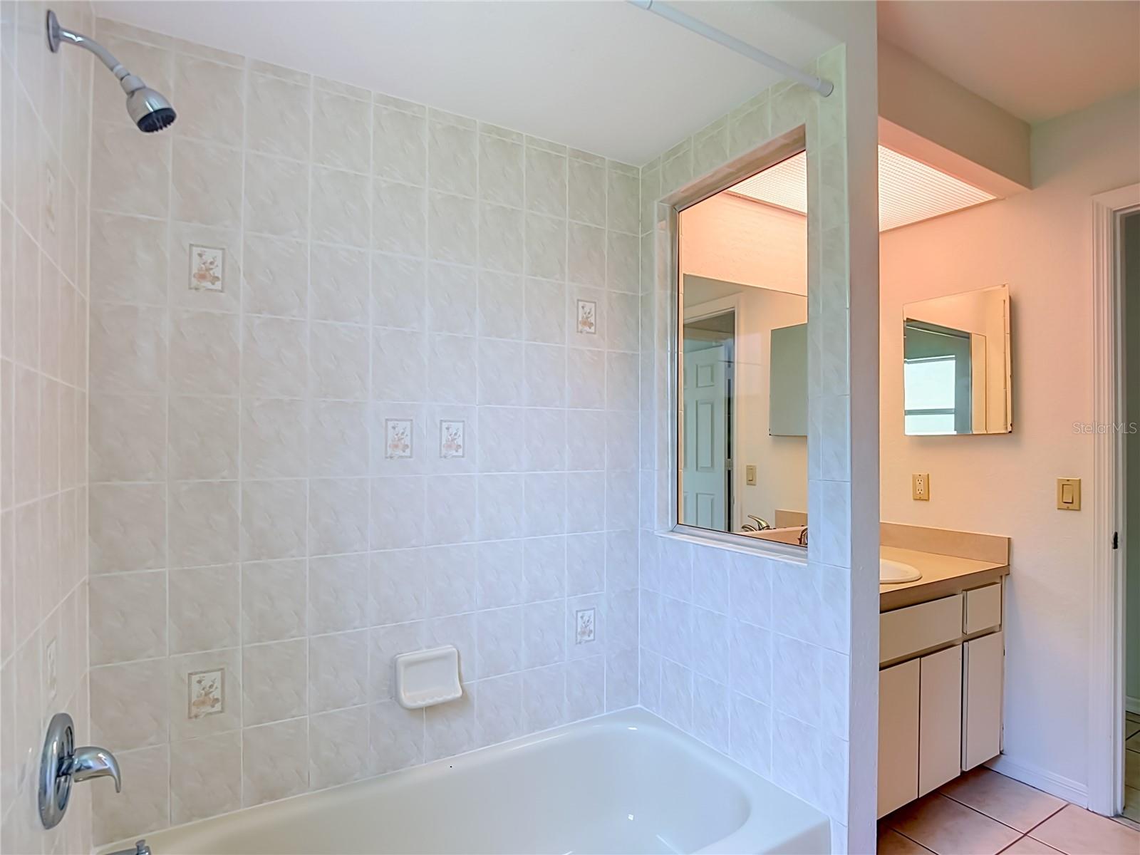 13827 WOODWARD DR — photo 38