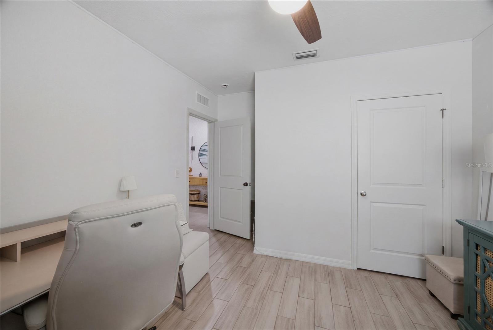 2927 LIVING CORAL DR — photo 29