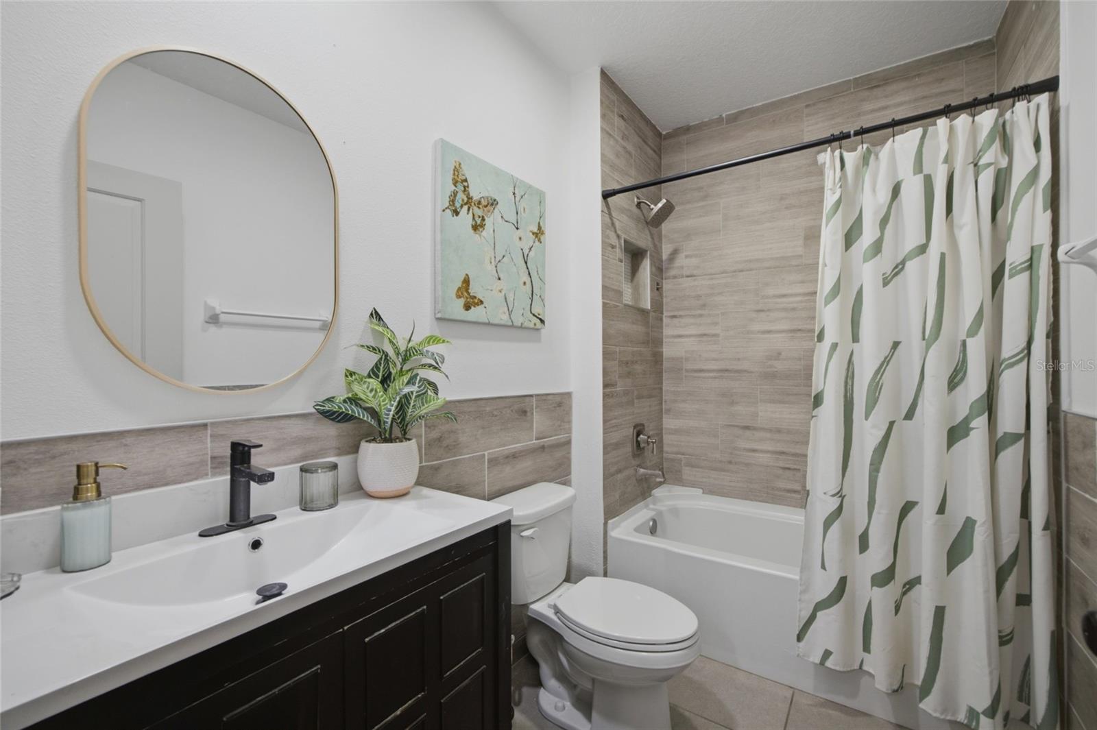 2927 LIVING CORAL DR — photo 32