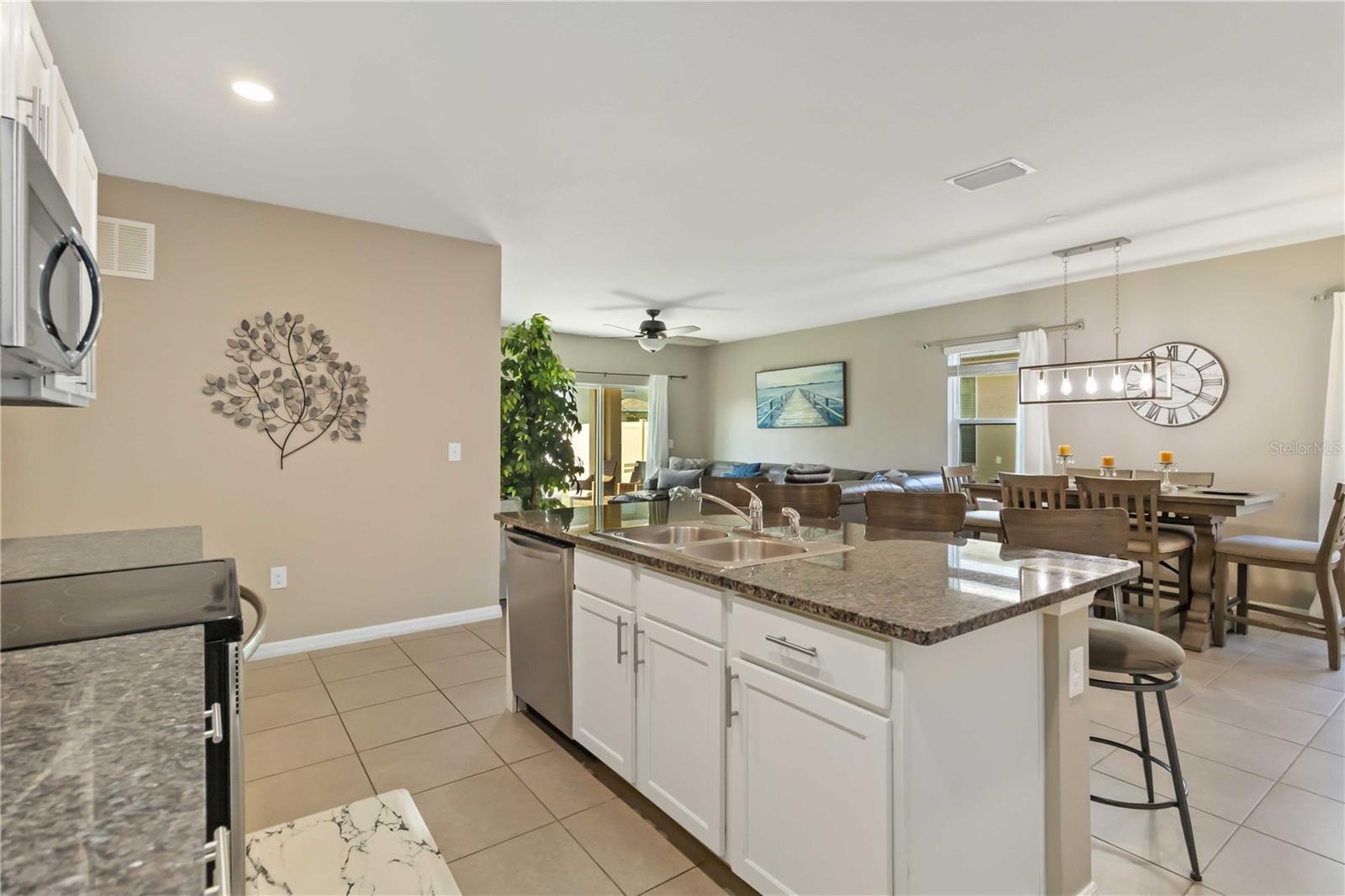 5904 SILVER SAGE WAY — photo 10