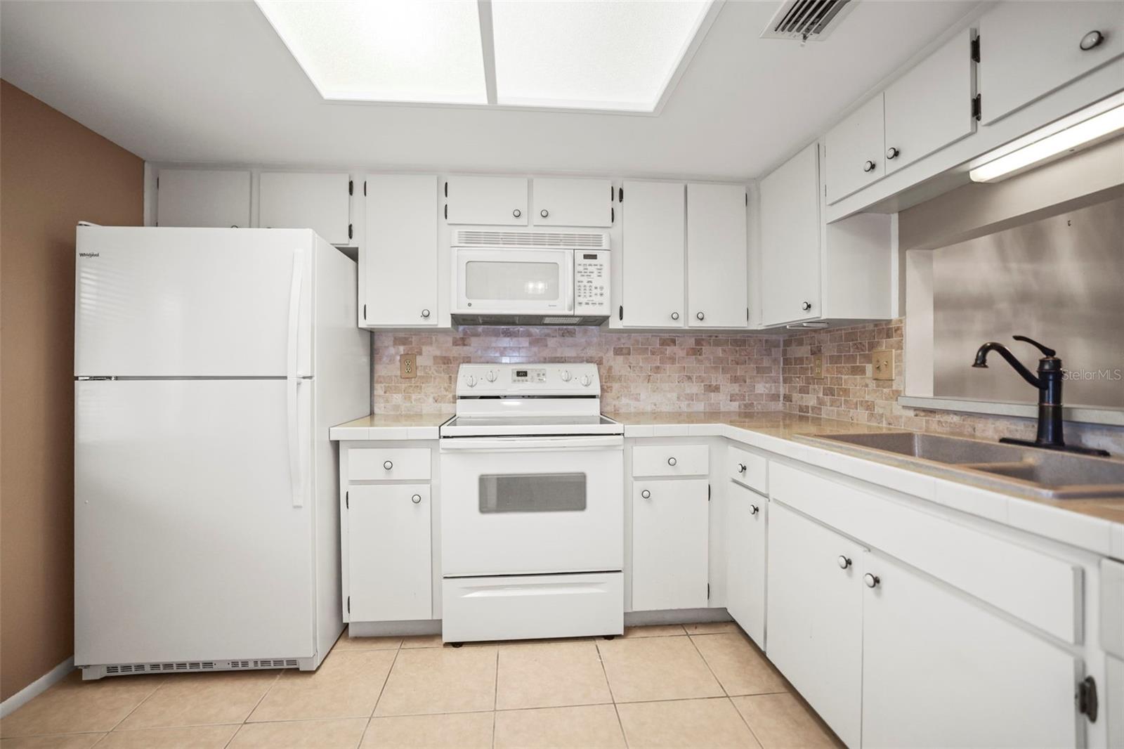 2556 ROYAL PINES CIR #13-C — photo 9