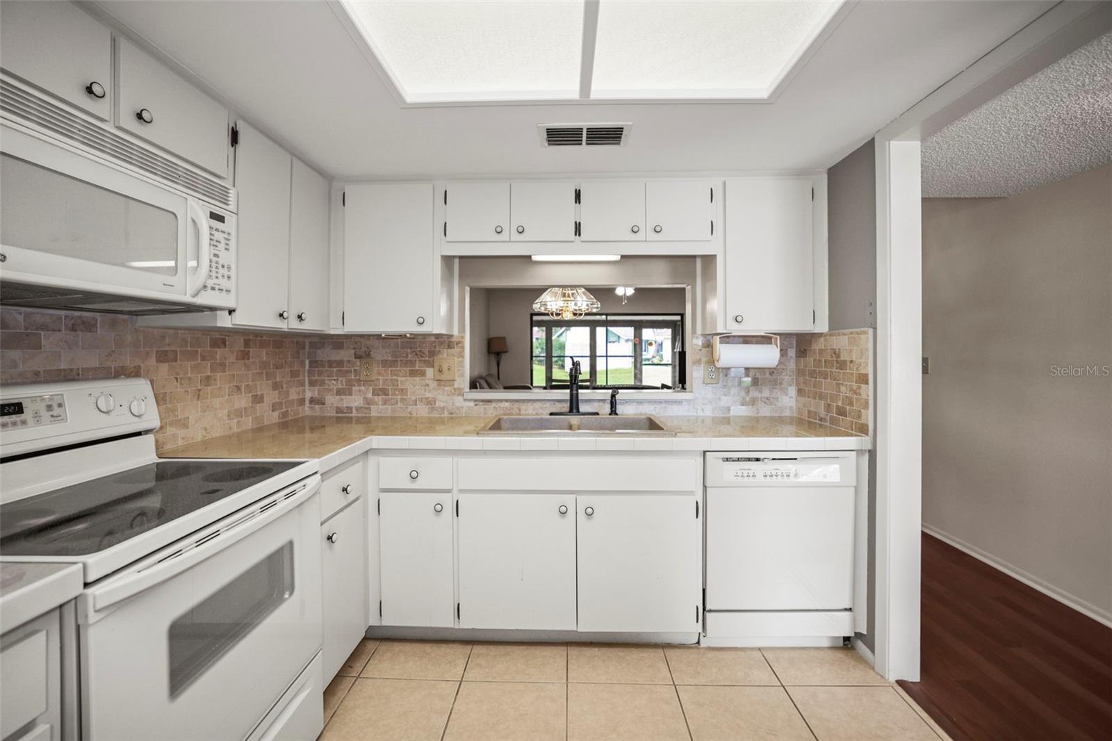 2556 ROYAL PINES CIR #13-C — photo 7