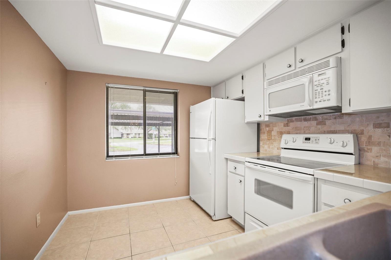 2556 ROYAL PINES CIR #13-C — photo 10