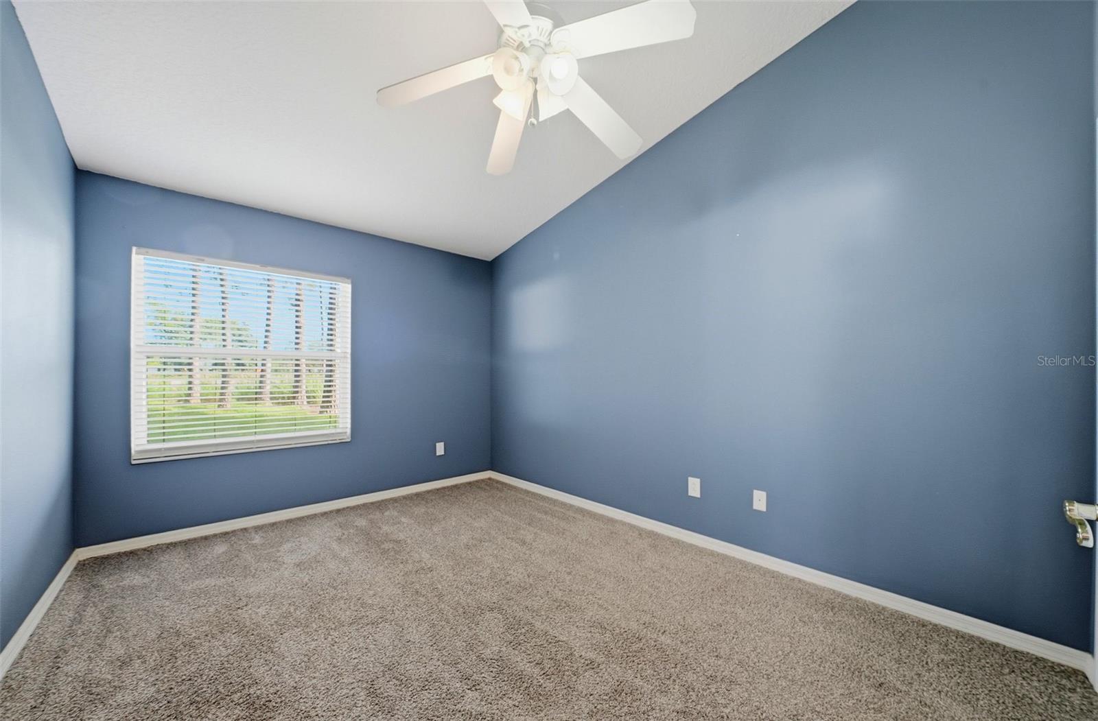 5553 BRADDOCK DR — photo 37