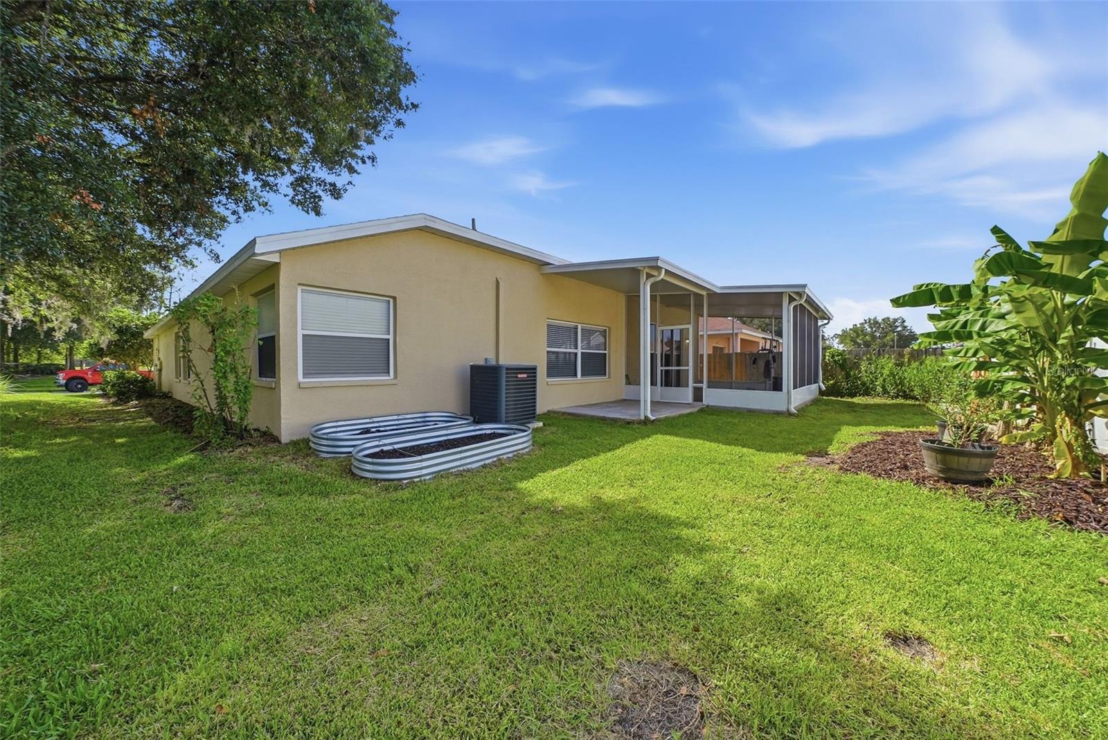 5553 BRADDOCK DR — photo 43