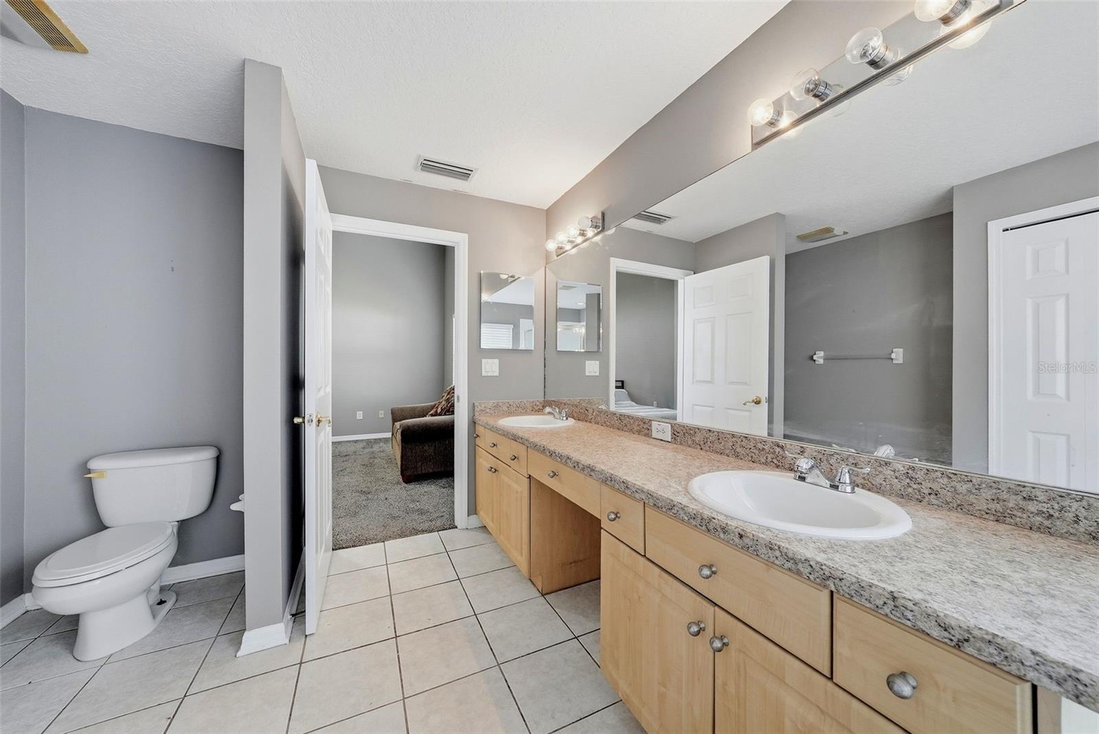 5553 BRADDOCK DR — photo 27