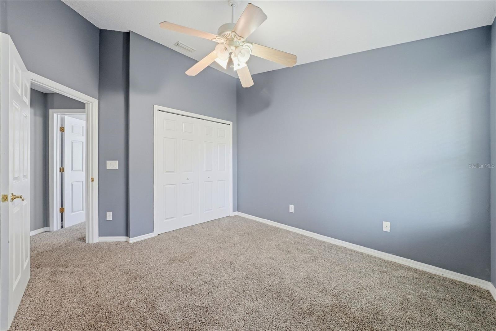 5553 BRADDOCK DR — photo 34