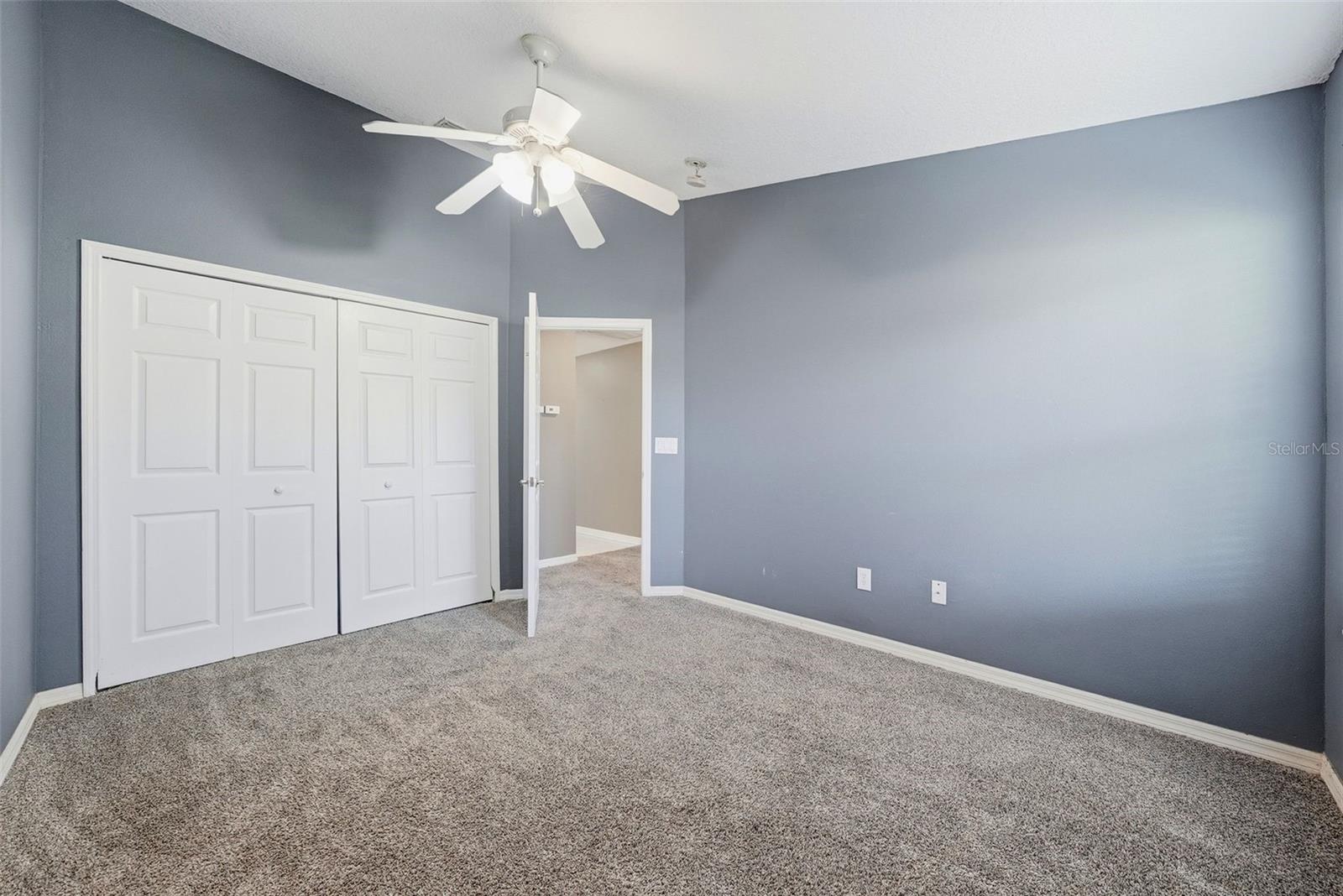 5553 BRADDOCK DR — photo 36
