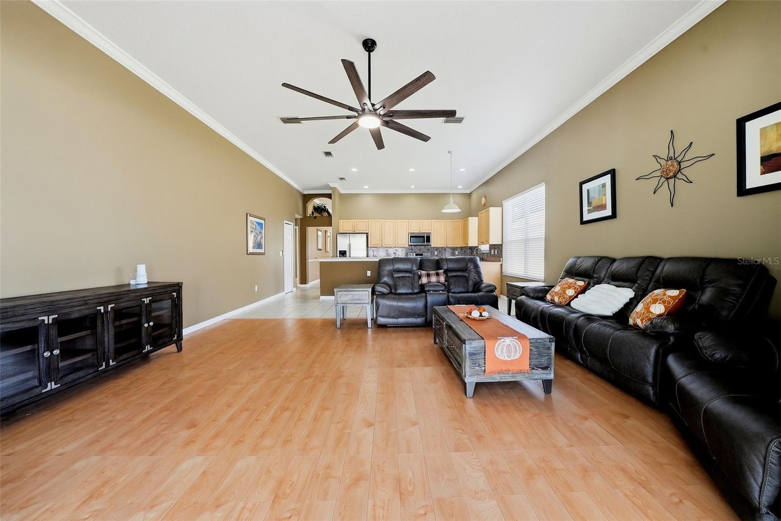 5553 BRADDOCK DR — photo 18