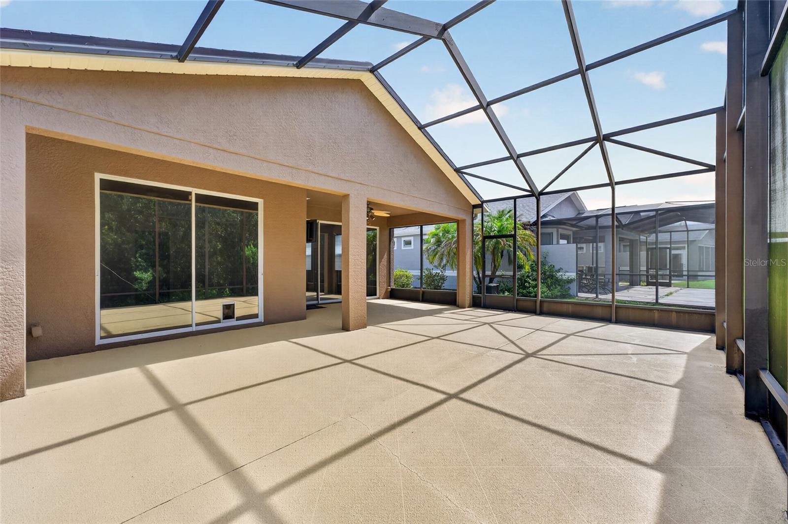 20931 DIAMONTE DR — photo 58