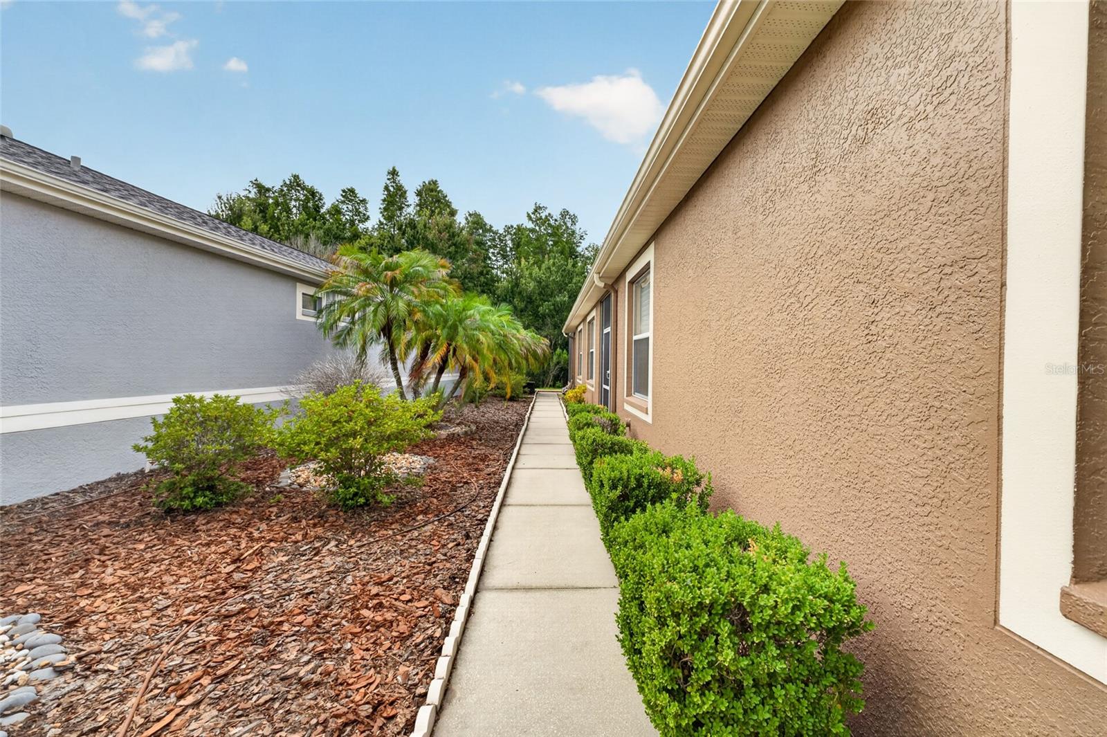 20931 DIAMONTE DR — photo 51