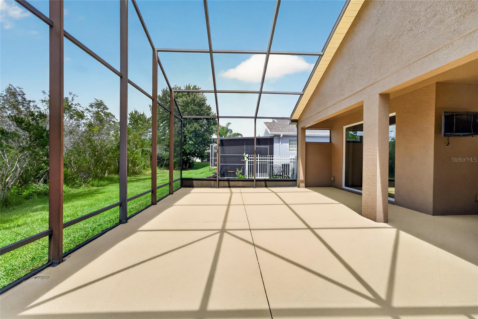 20931 DIAMONTE DR — photo 57