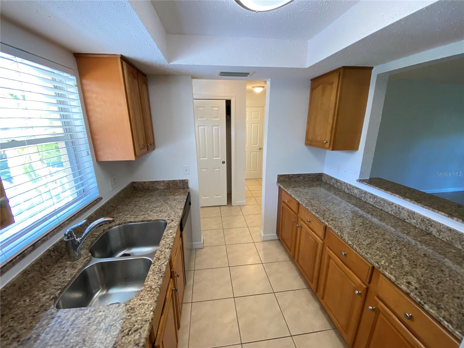 972 LA COSTA CIR #8 — photo 6