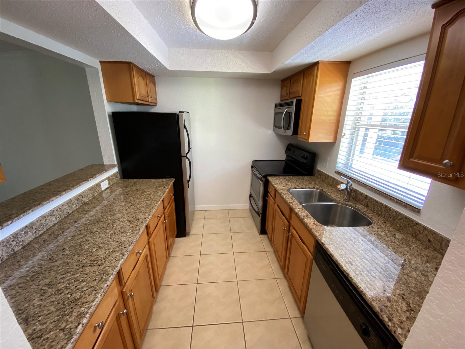972 LA COSTA CIR #8 — photo 5