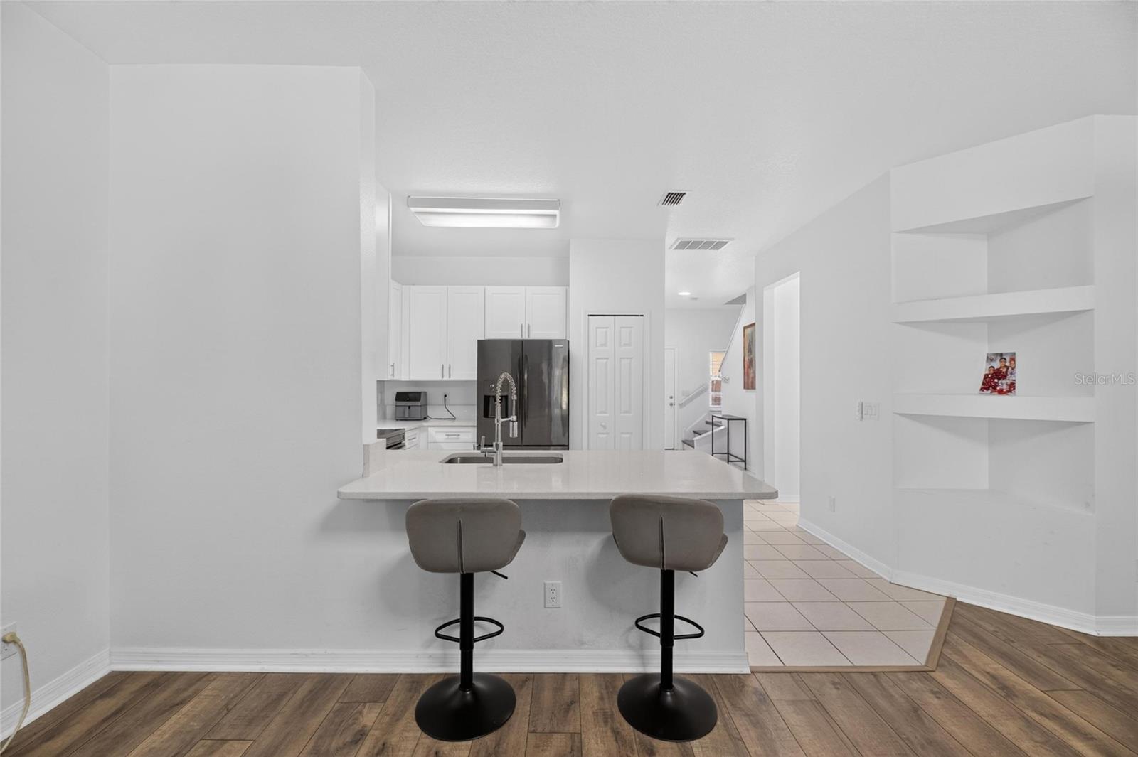 9212 RIVER ROCK LN — photo 8