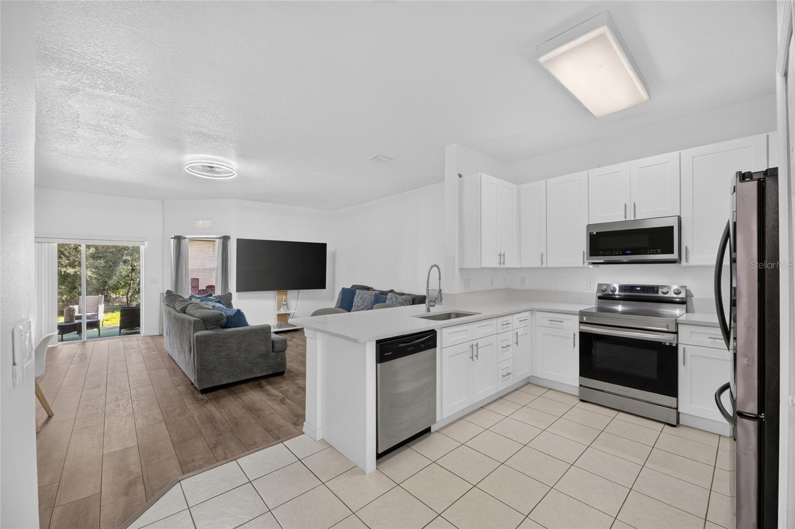 9212 RIVER ROCK LN — photo 6