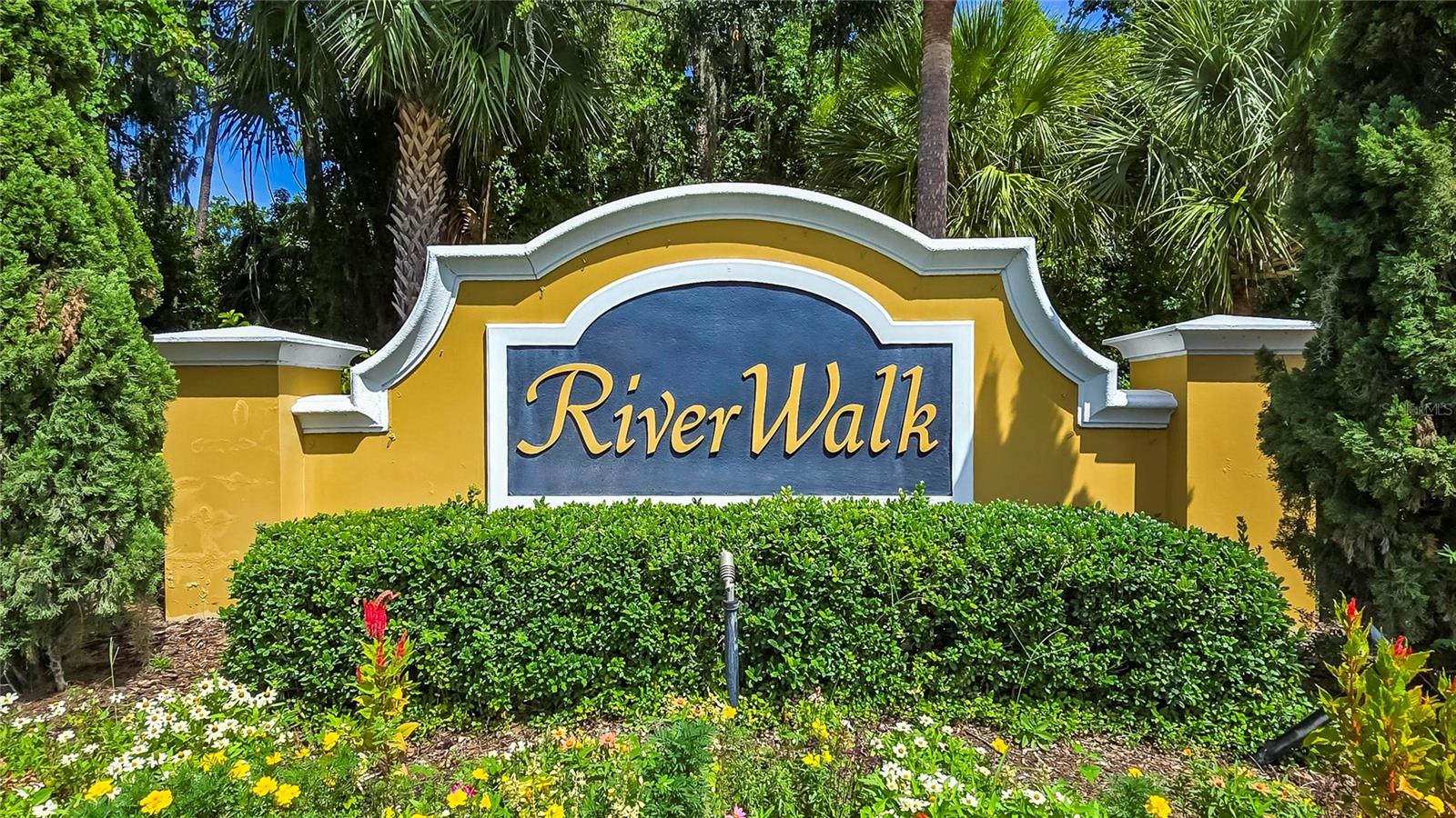9212 RIVER ROCK LN — photo 32