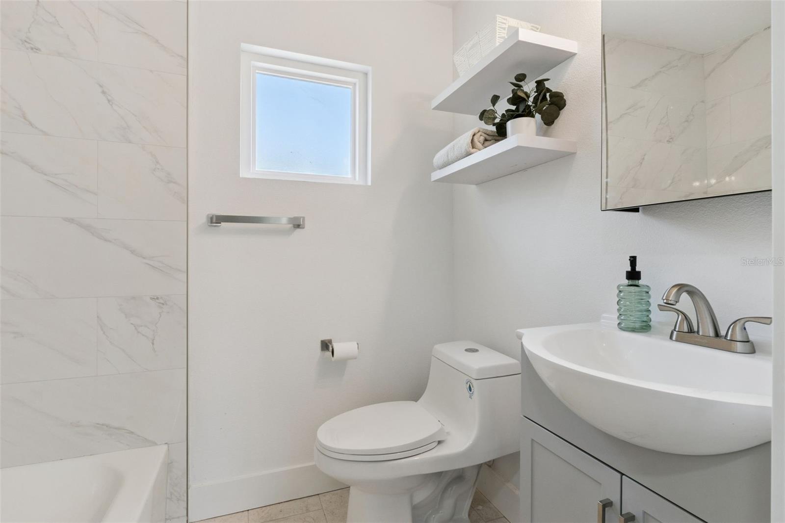 7211 ORPINE DR N — photo 22