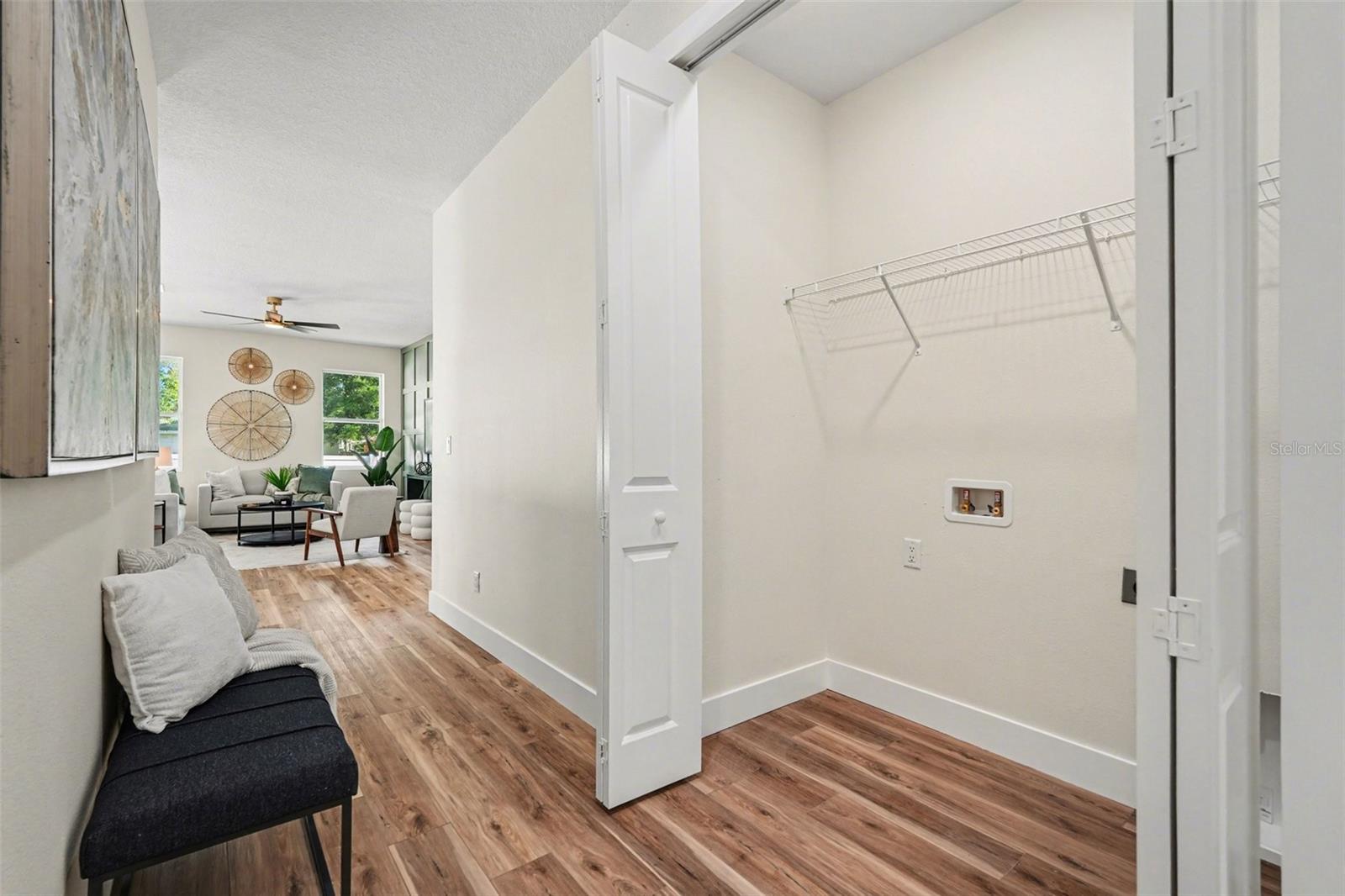 1719 W PERIO ST — photo 12