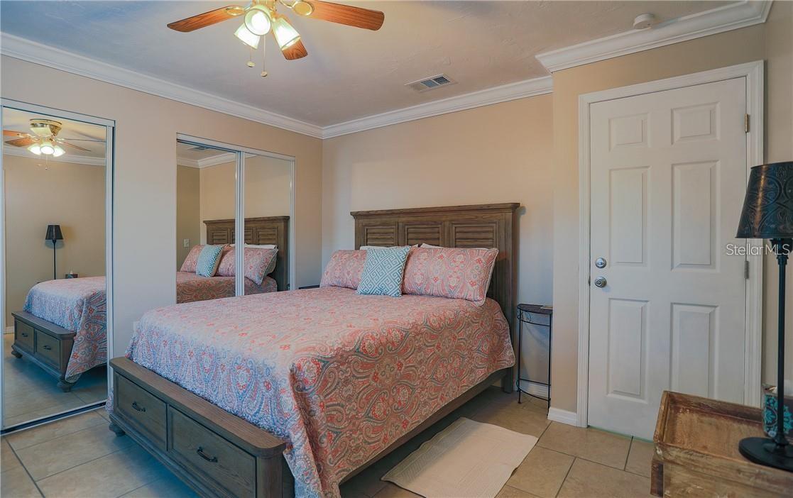 2907 HYDE PARK ST — photo 10