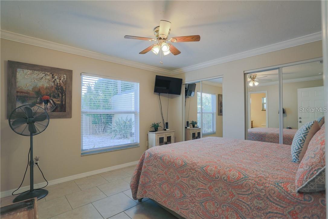 2907 HYDE PARK ST — photo 12