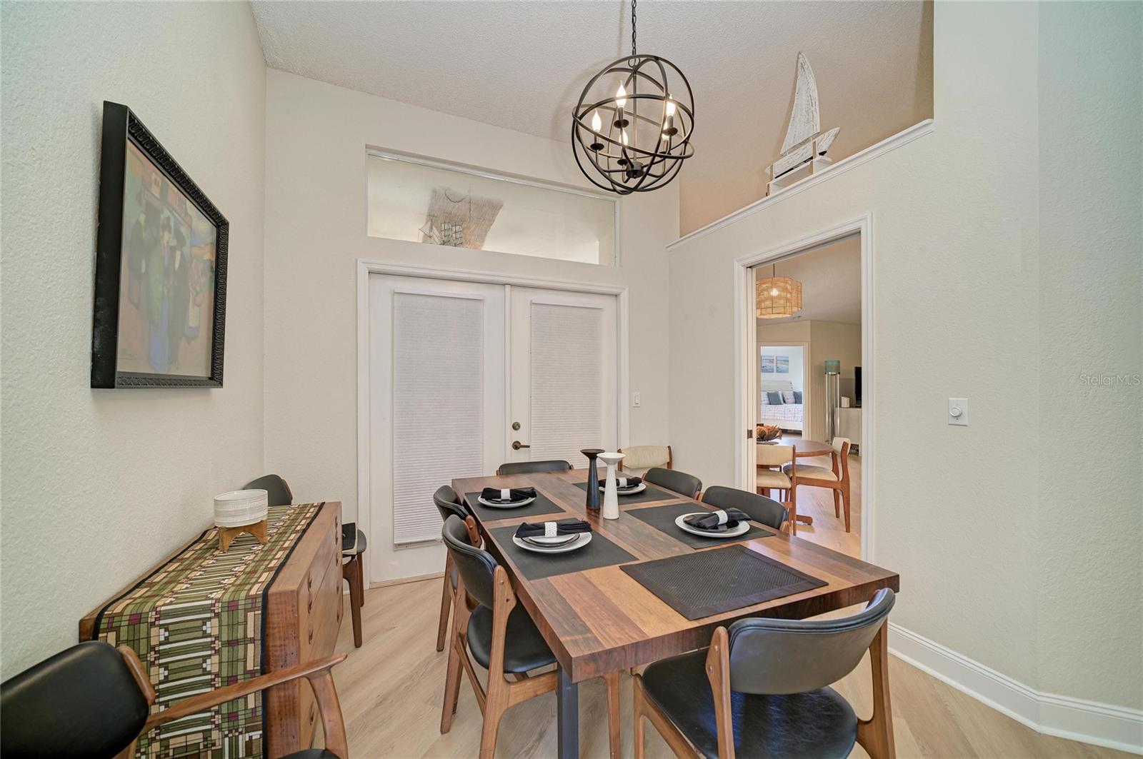 6604 STONE RIVER RD — photo 9