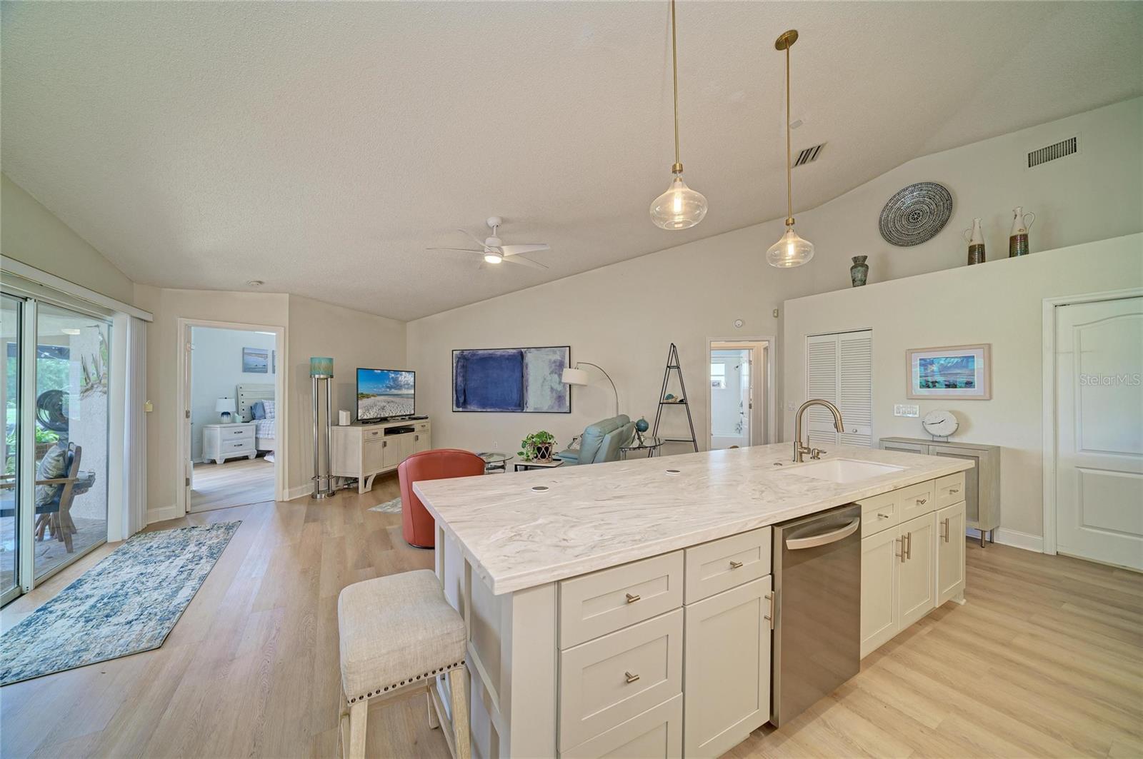 6604 STONE RIVER RD — photo 17