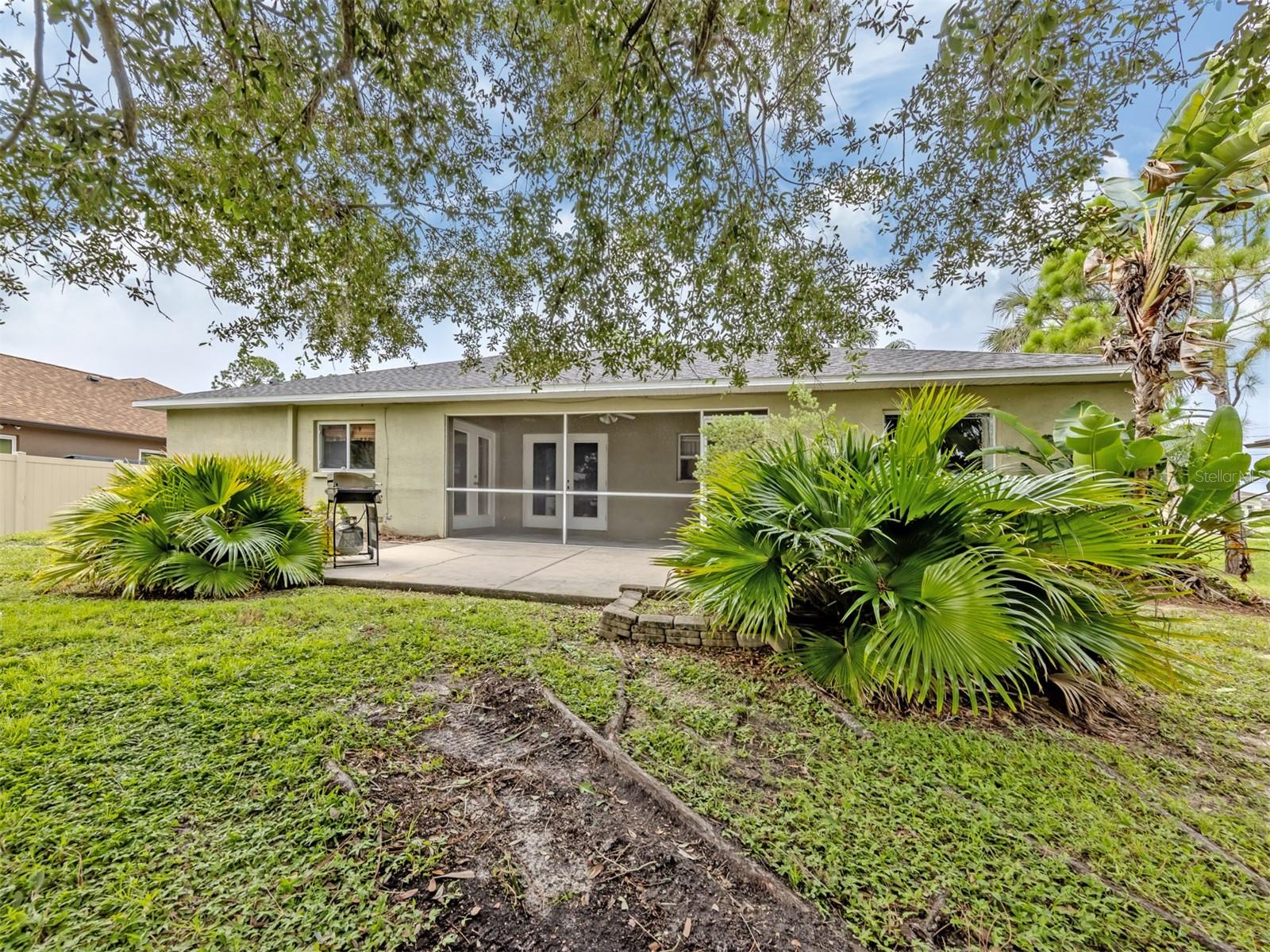 2136 PENGUIN LN — photo 23