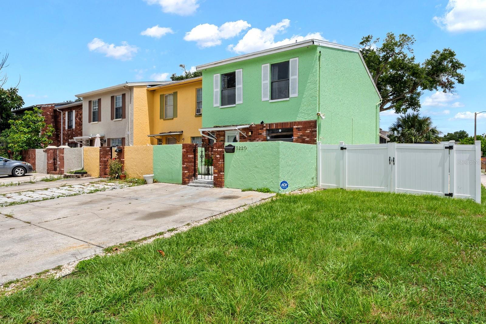 5220 BLANE DR — photo 4