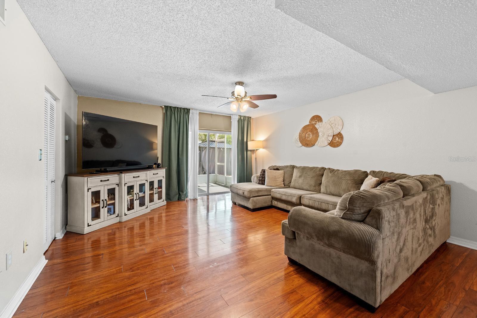 5220 BLANE DR — photo 12