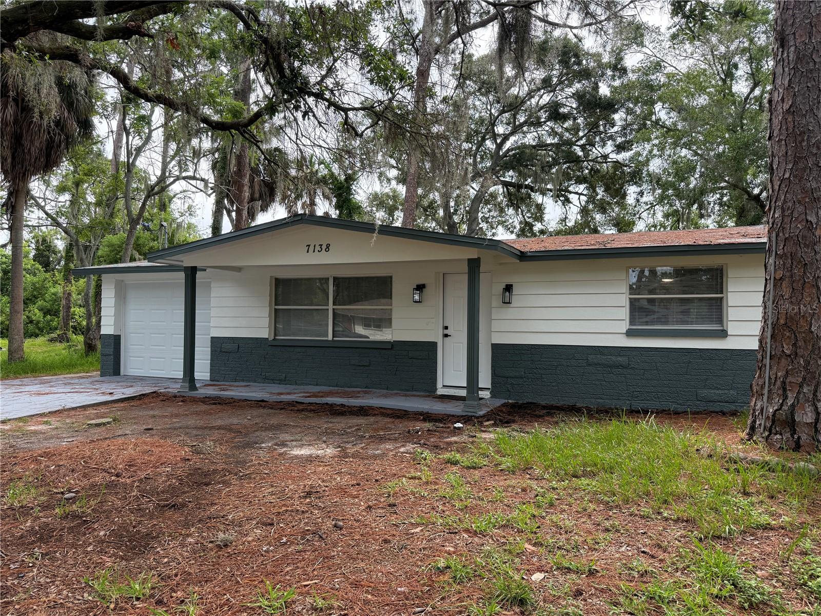 7138 PINEWOOD DR — photo 4