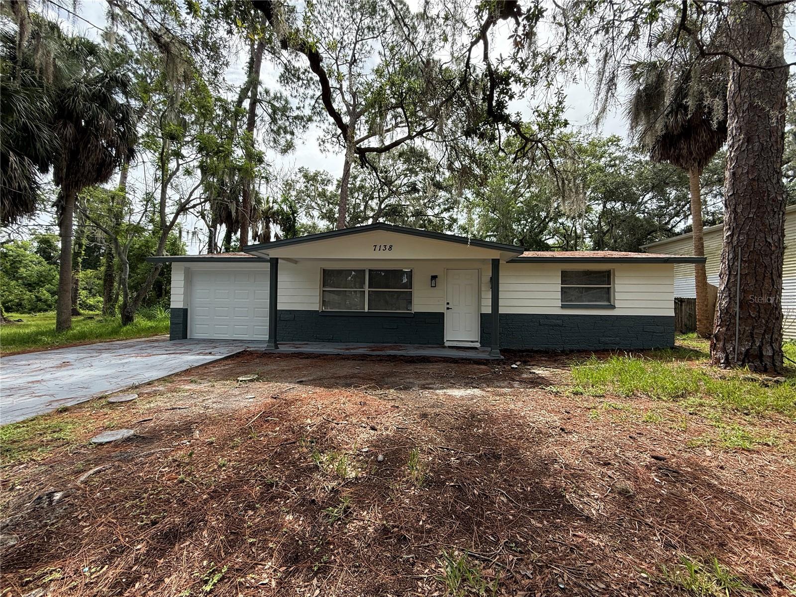 7138 PINEWOOD DR — photo 23