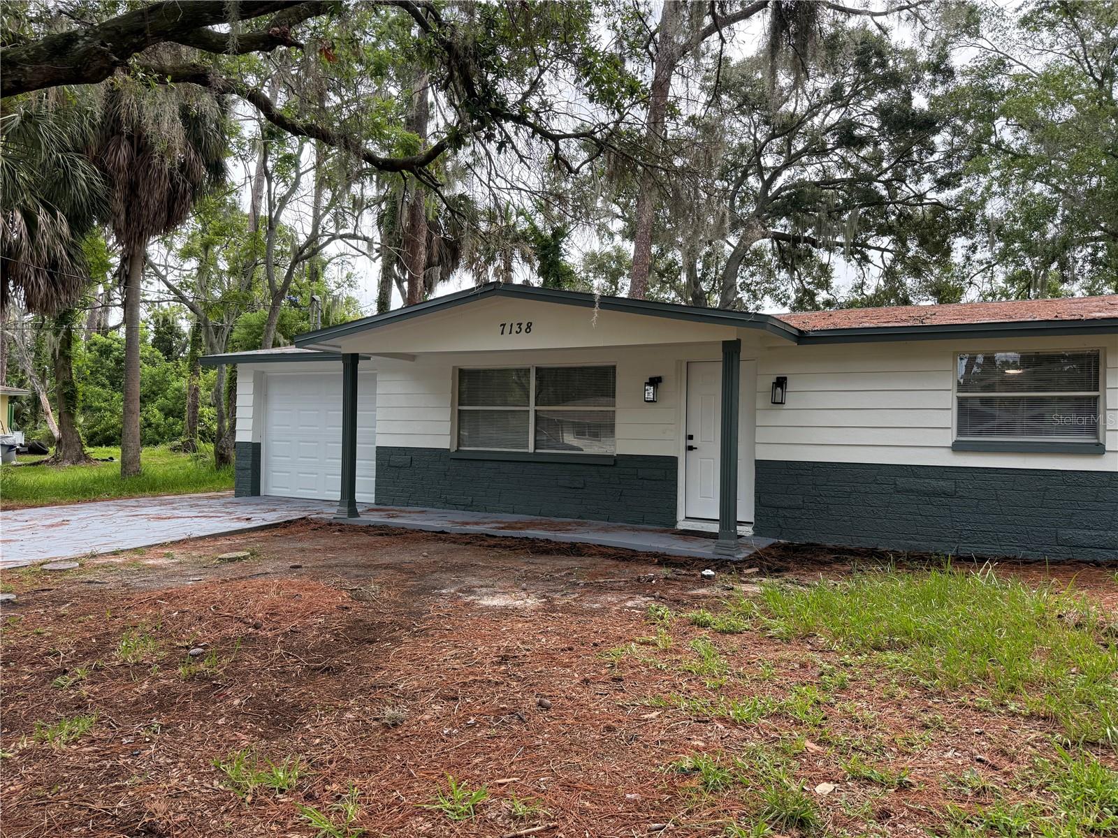7138 PINEWOOD DR — photo 3
