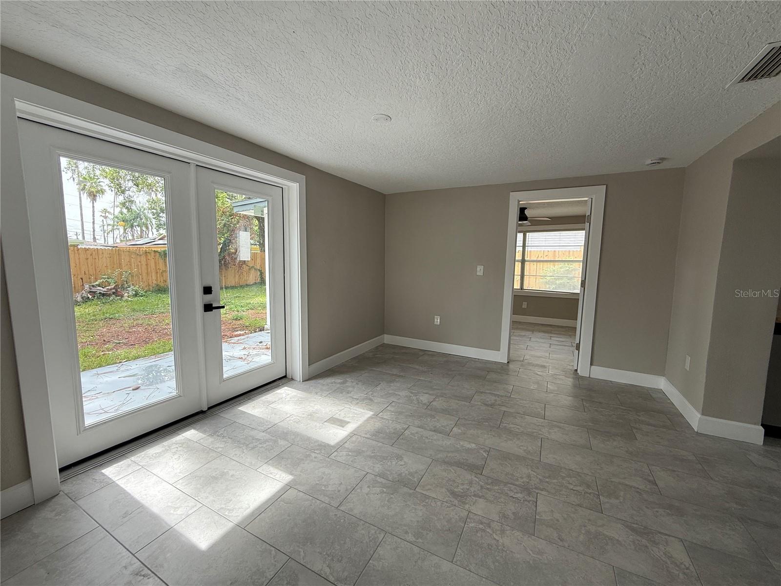 7138 PINEWOOD DR — photo 9