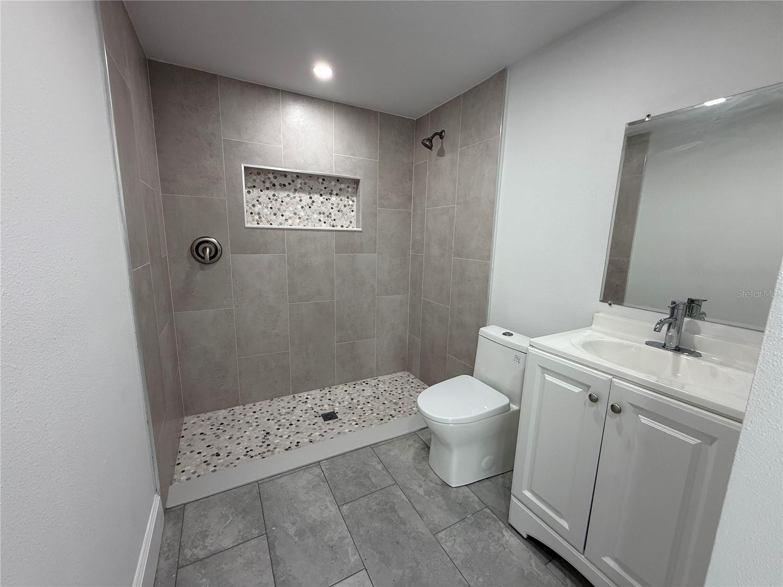 7138 PINEWOOD DR — photo 16