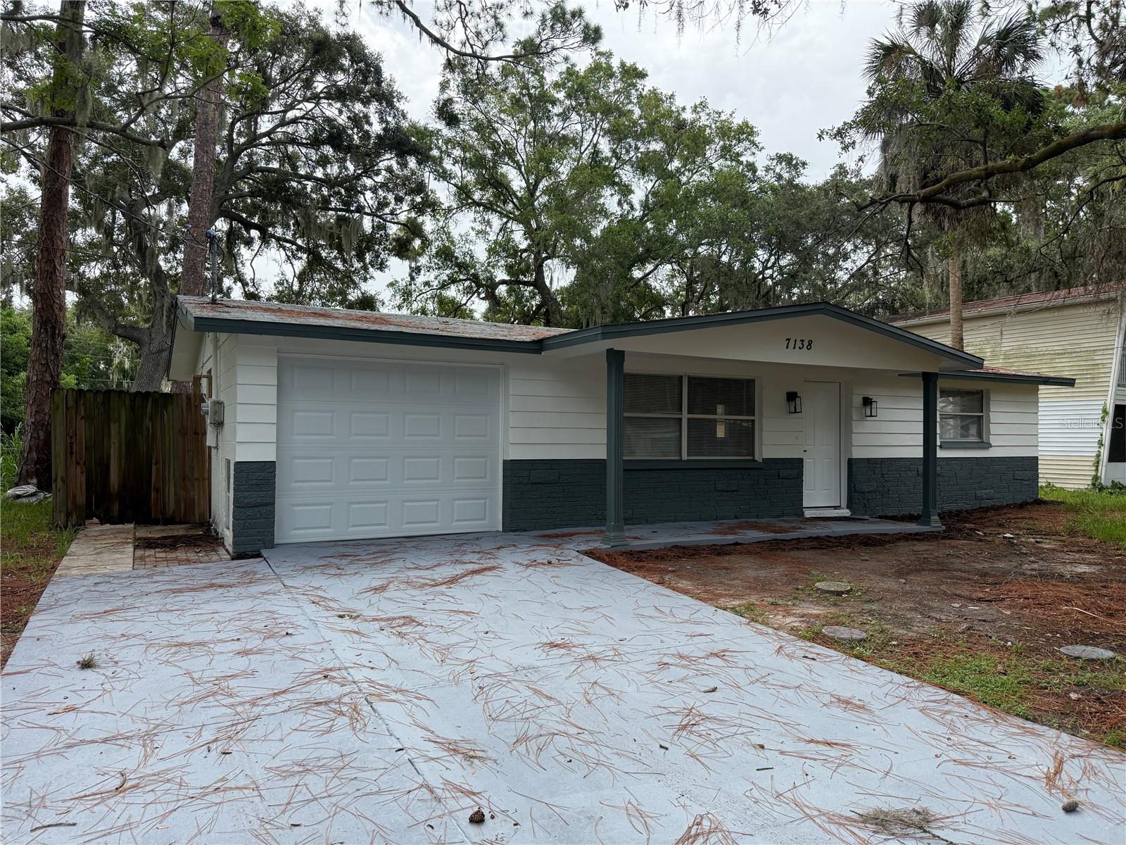 7138 PINEWOOD DR — photo 2