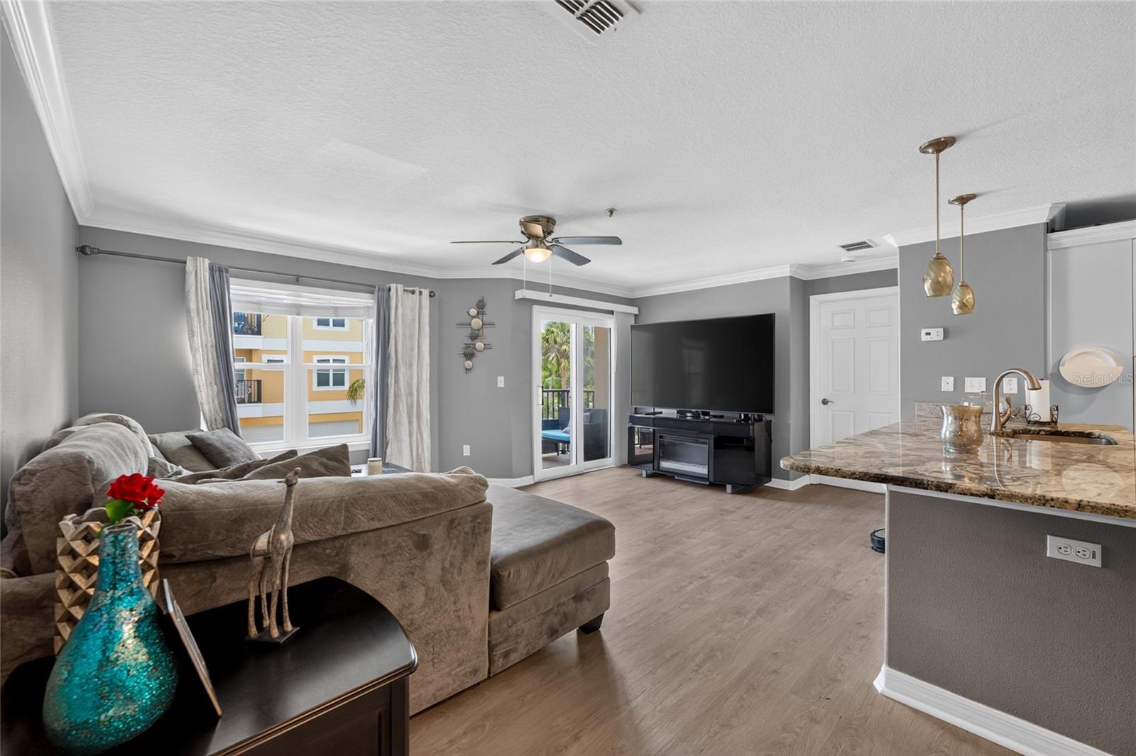 6420 BANYAN BLVD #201 — photo 7