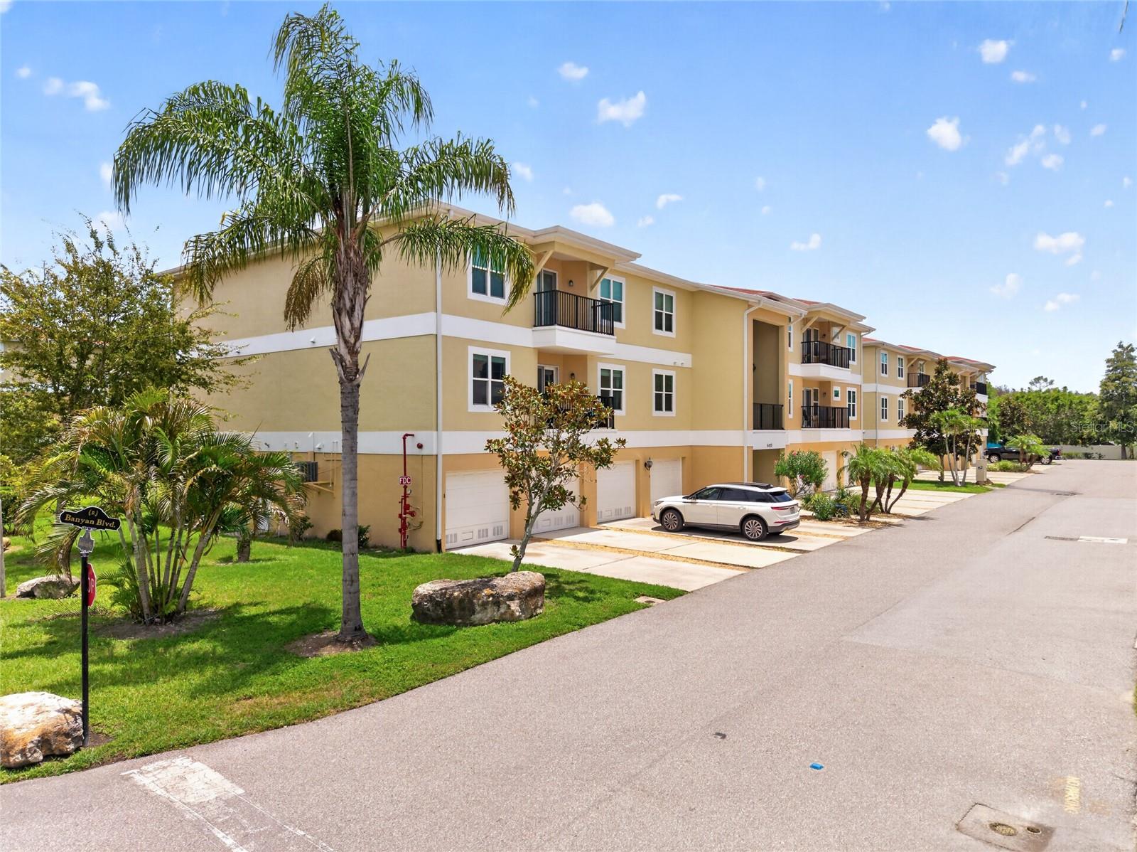 6420 BANYAN BLVD #201 — photo 6