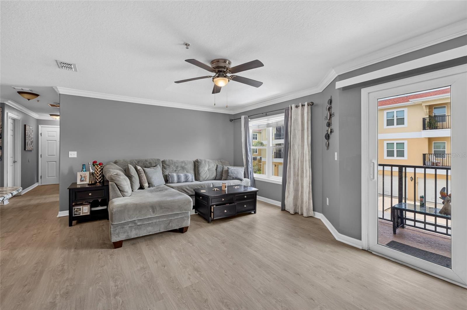 6420 BANYAN BLVD #201 — photo 32