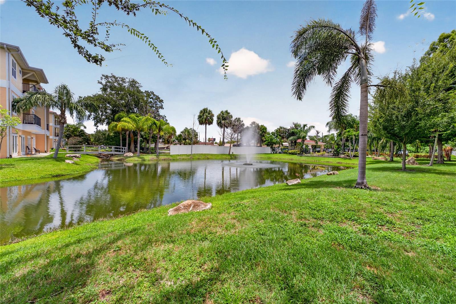 6420 BANYAN BLVD #201 — photo 14