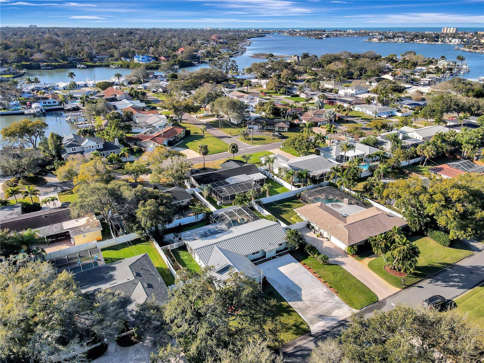 809 JACARANDA DR — photo 18