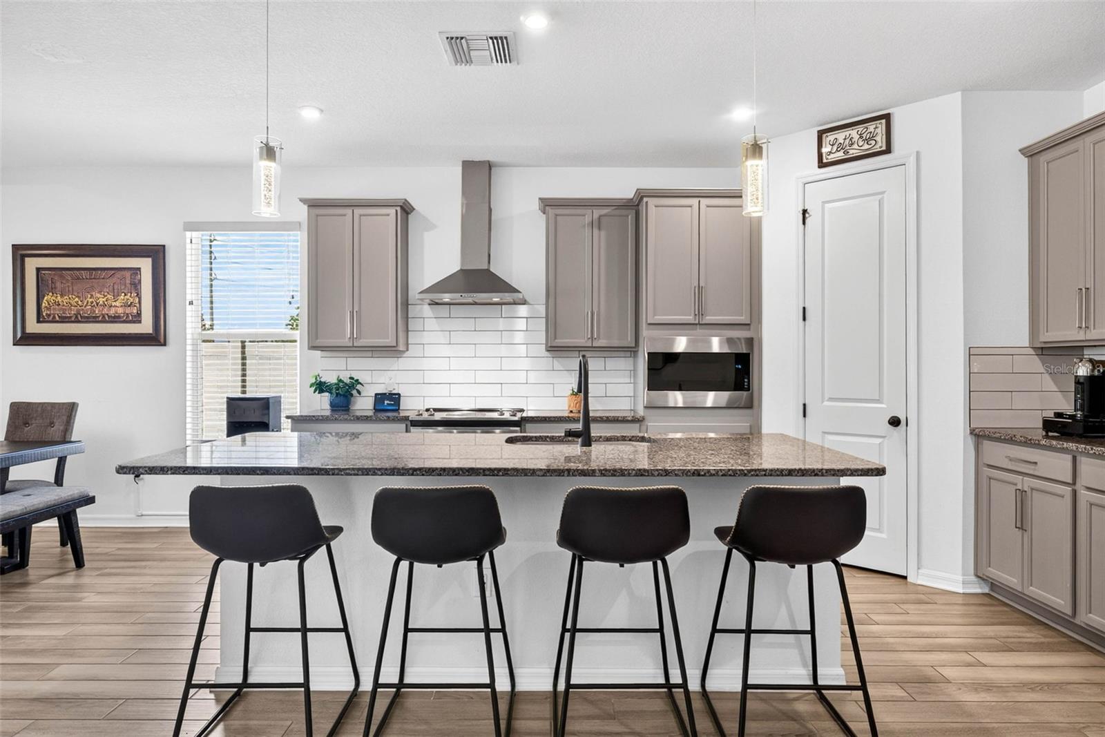13471 NEWPORT SHORES DR — photo 2